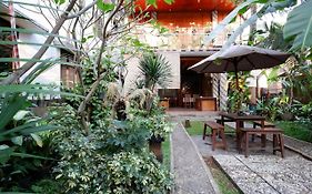 RedDoorz Syariah near Menara Kudus